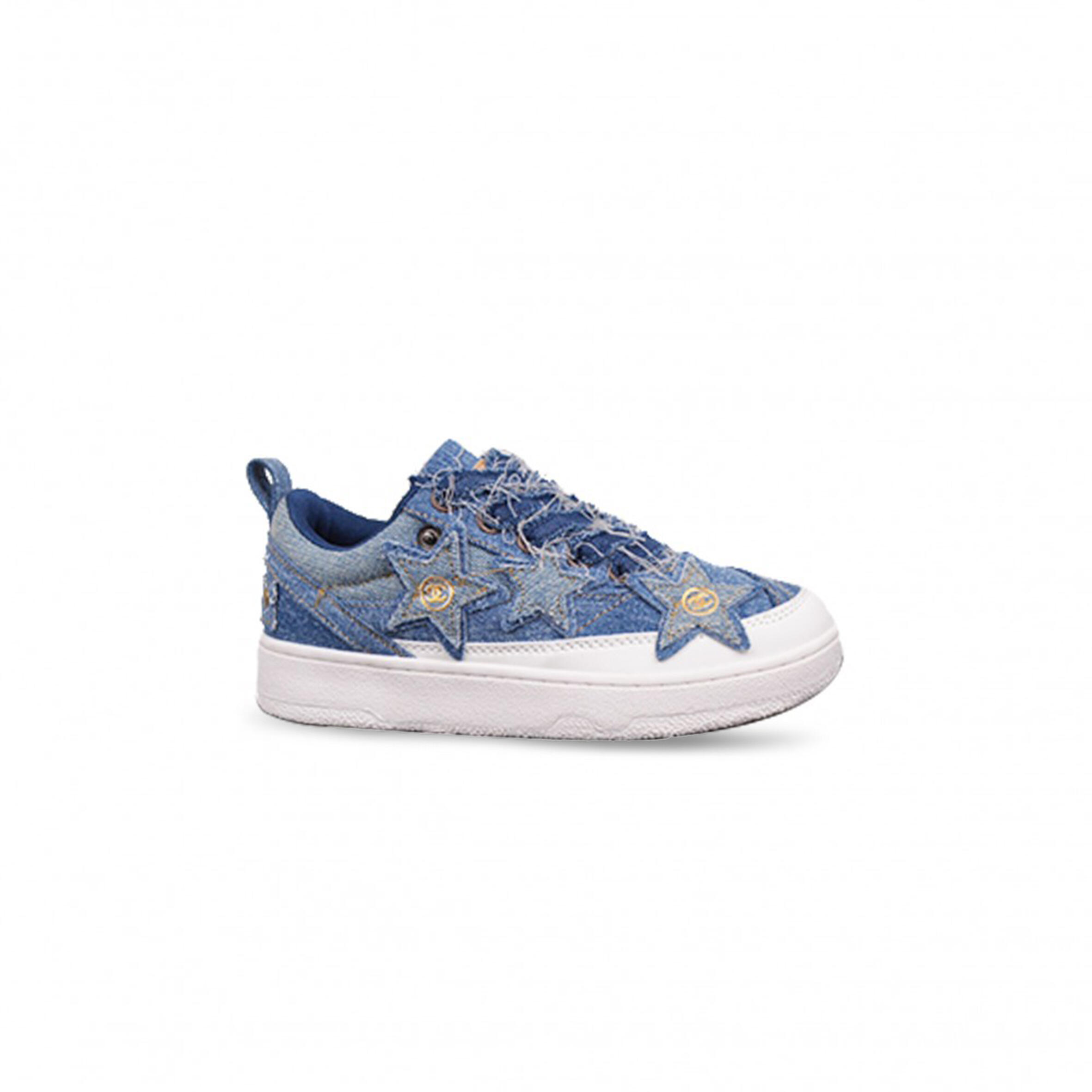 CHANEL FASHIONABLE SPORTS AND CASUAL SHOES G06318